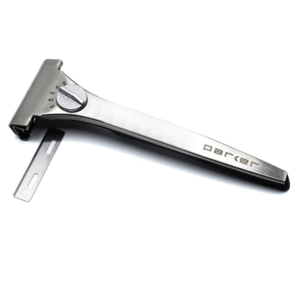 Parker Rasoir Injecteur Poignée en résine, légère et équilibrée pour un maniement fluide.