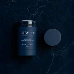 Particle Gravité Déodorant: notes de tête bergamote et pamplemousse pour énergie matinale.