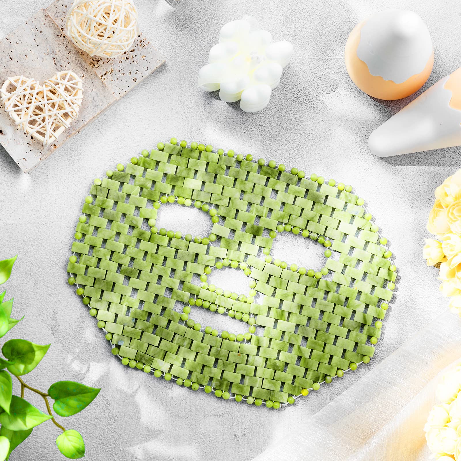 Masque Jade Patelai – massage facial apaisant pour une peau détendue.