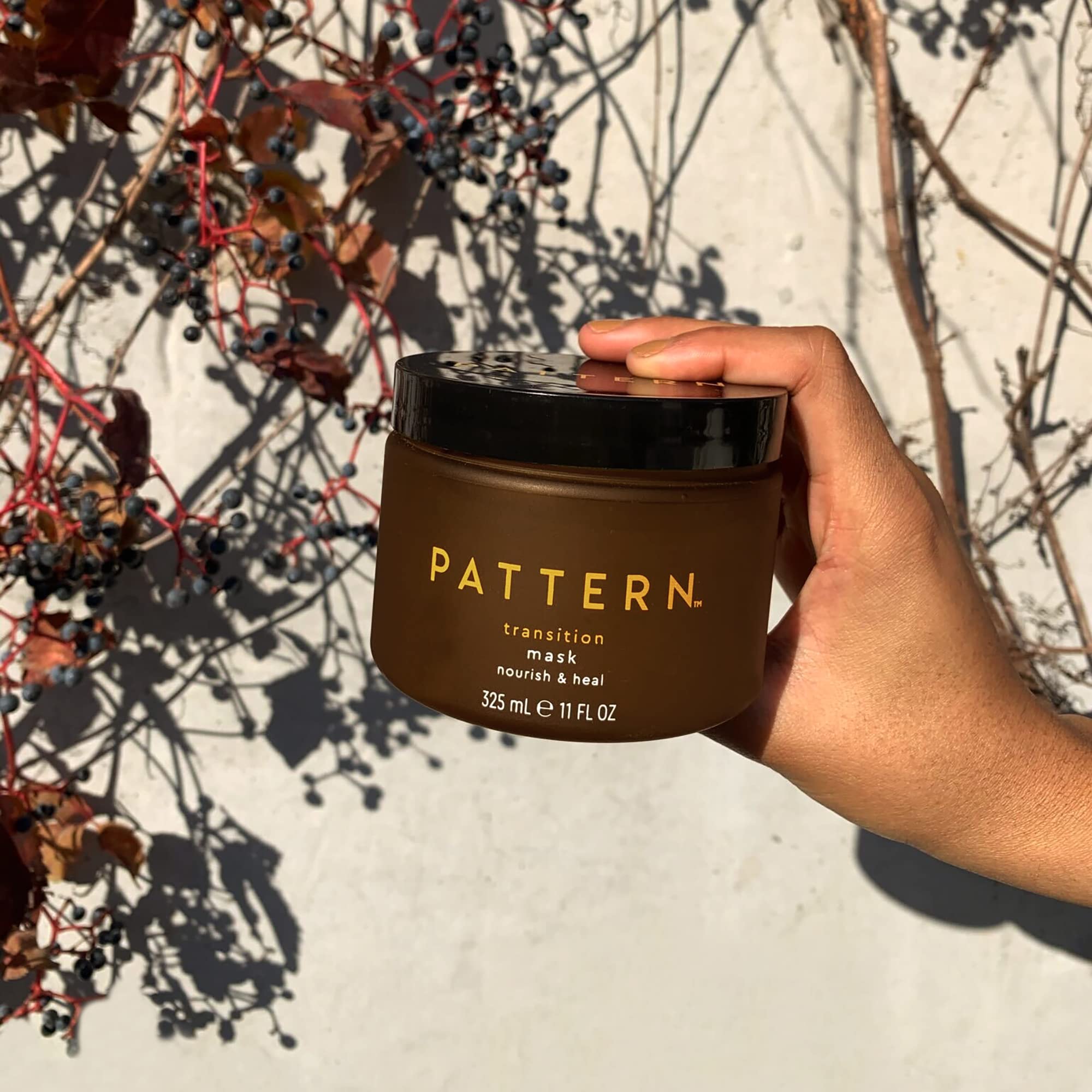 PATTERN Beauty – protège les cheveux traités chimiquement et ravive l’éclat.