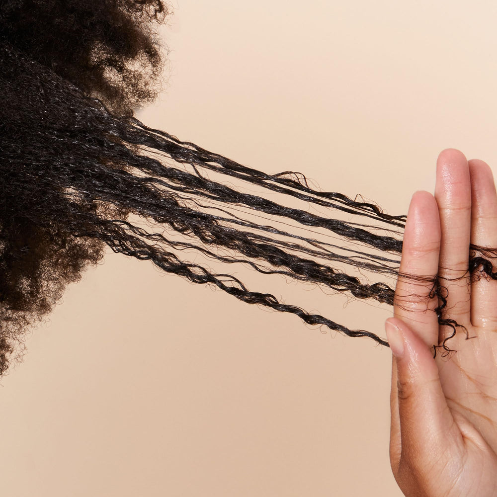 PATTERN Beauty par Tracee Ellis Ross – aide à la transition capillaire en douceur.