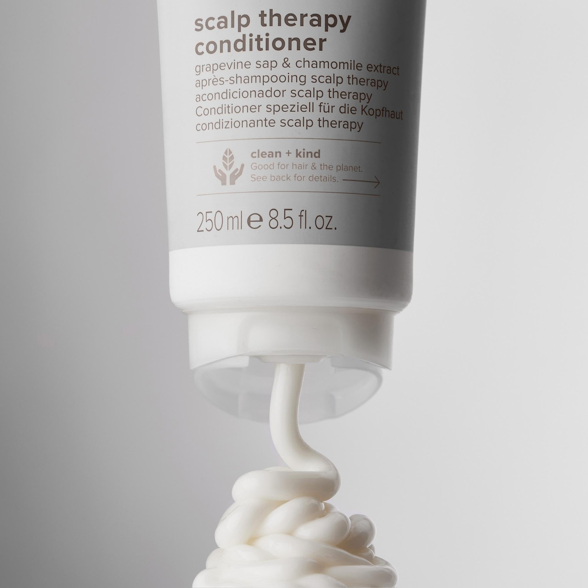 Paul Mitchell Clean Beauty Scalp Therapy Conditioner – étiquette claire, montre les bénéfices sans lourdeur