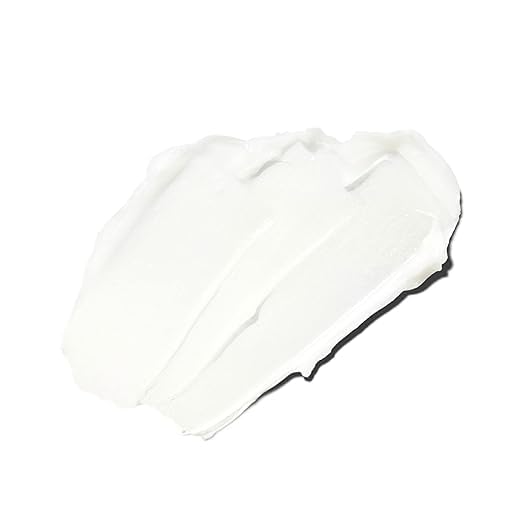 Texture pliable démontrée sur les cheveux avec ESP Elastic Shaping Paste.