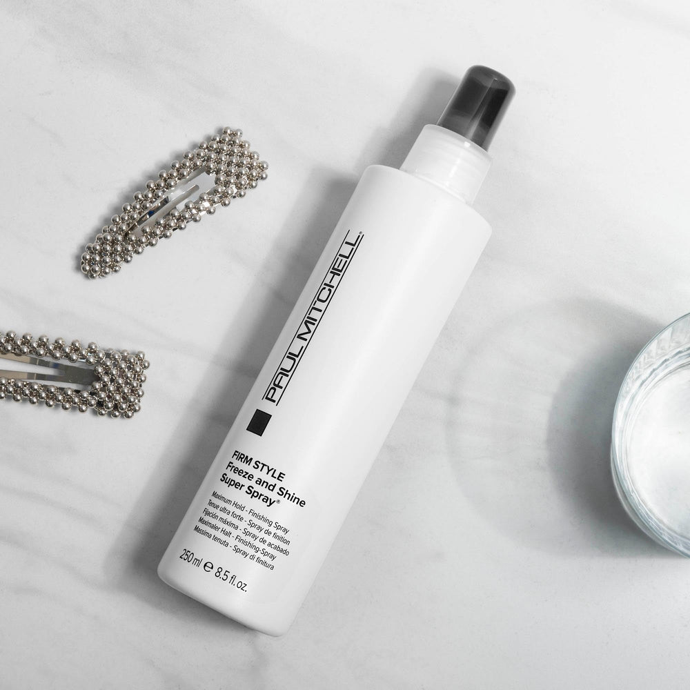 Parfum frais concombre-melon de Paul Mitchell Freeze et Brillance.