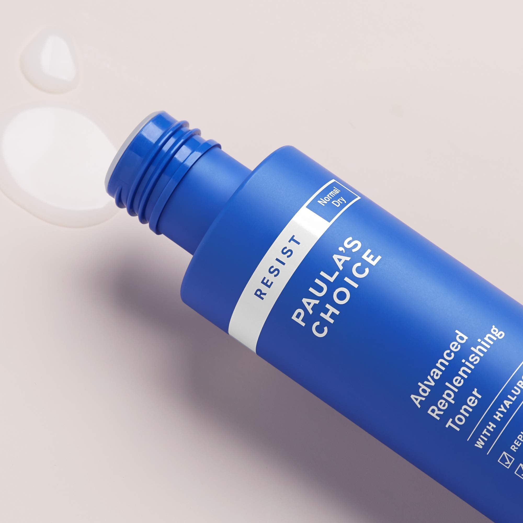 Emballage clair, sans parfum, adapté à tous les types de peau.