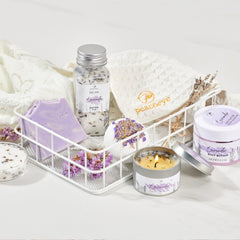 Peacoeye balle de sel bain apportant une touche ludique au bain.