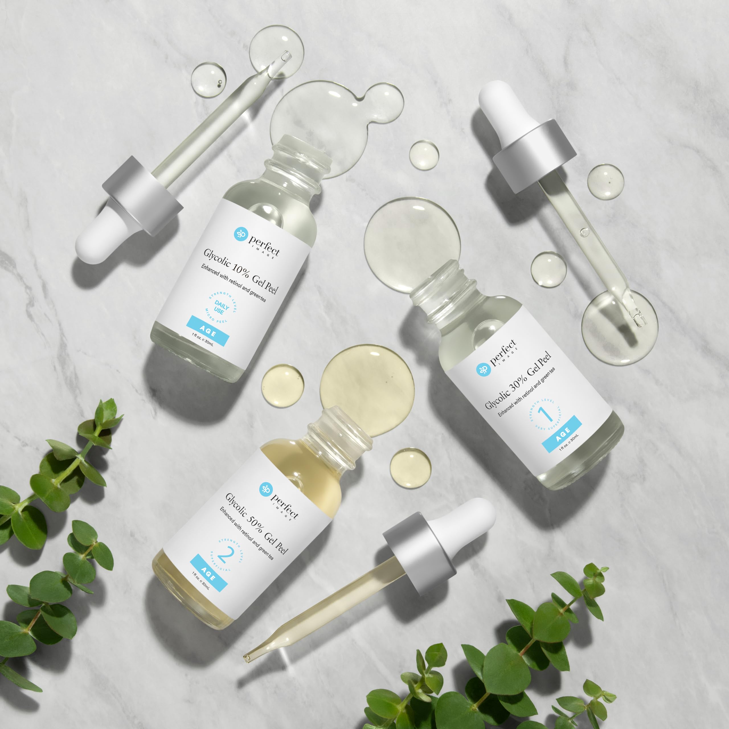 Glycolic Gel Peel avec rétinol et extrait thé vert pour action renforcée.