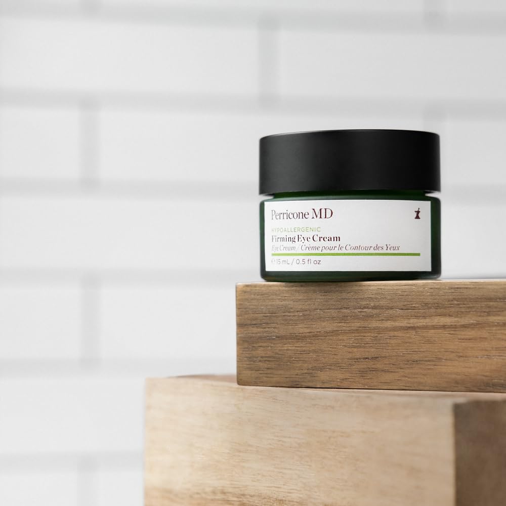 Perricone MD Crème Contour Yeux Brillante pour un regard éclatant
