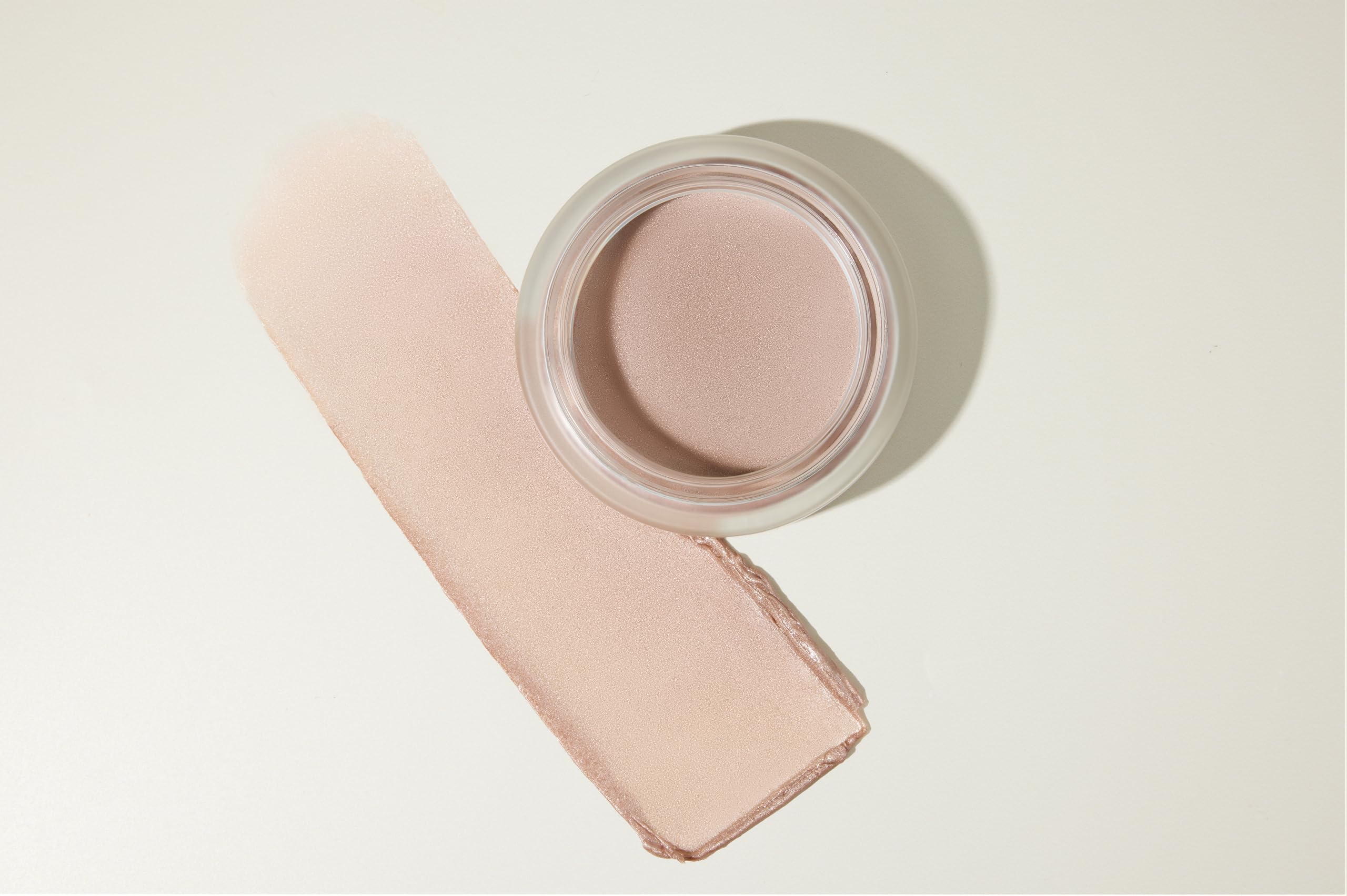 Perricone MD No Makeup Radiant Glow Balm Pearl application rapide et efficace.