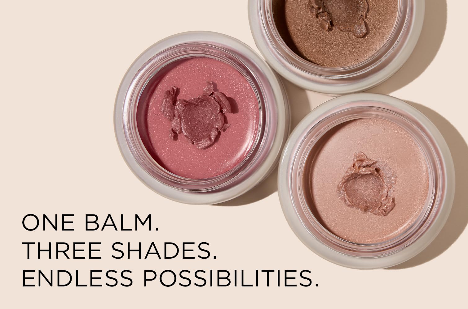 Perricone MD No Makeup Radiant Glow Balm Pearl sur zones ternes pour éclat naturel.