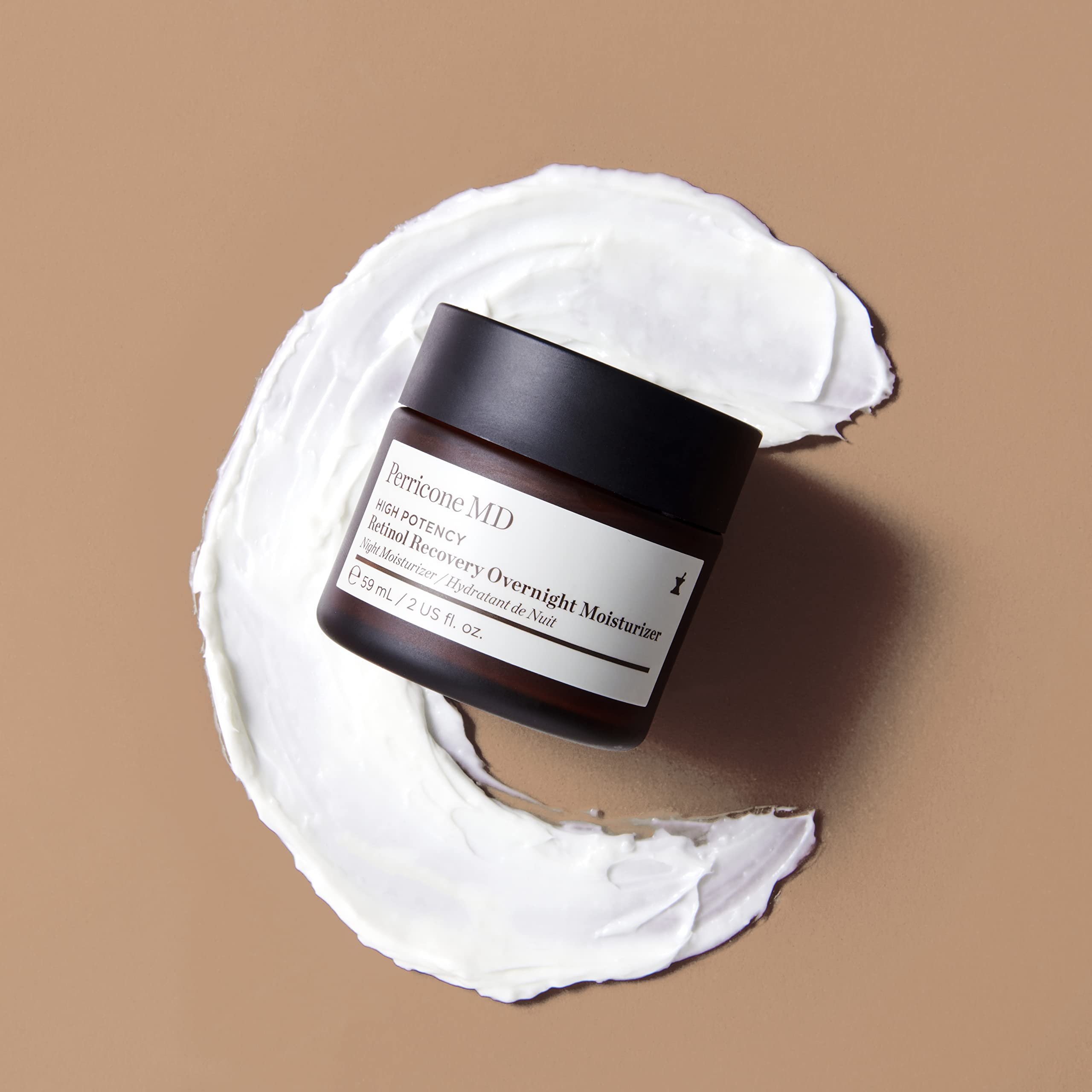 Hydratation intense et protection — routine nocturne efficace.