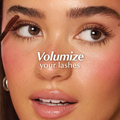 Mascara PERSONA offre du volume allongé sans paquets pour chaque cil.