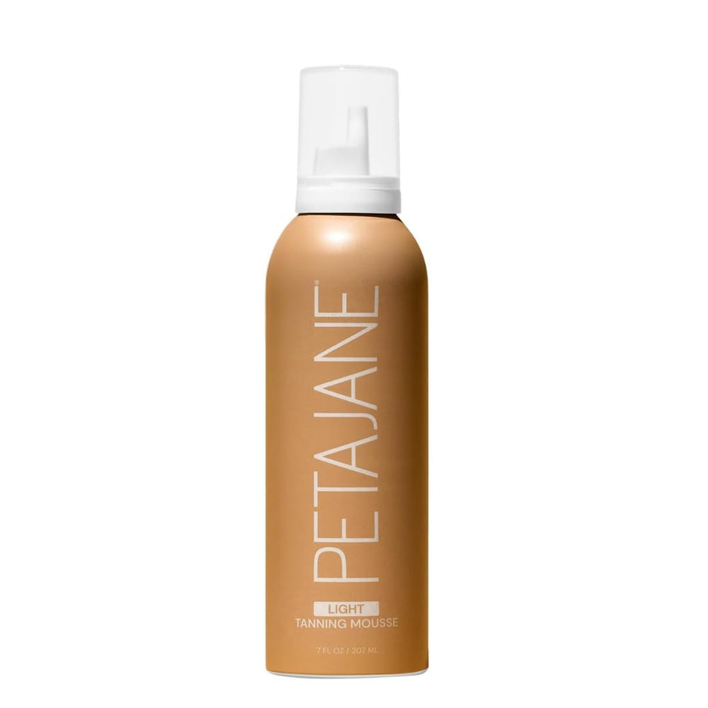 Peta Jane Mousse Bronze Glow montre un bronzage naturel sans traces, pour tous types de peau.