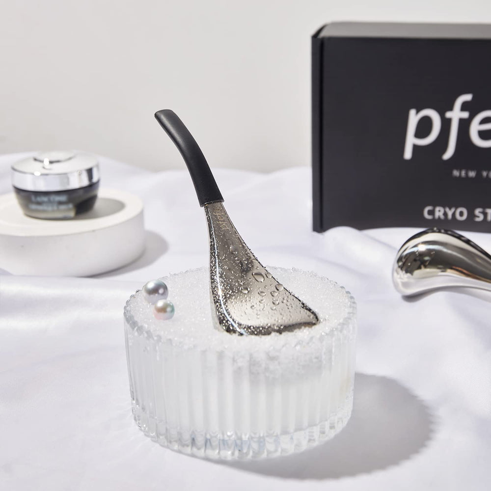 Pfefe massage froid visage, sensation relaxante et apaisante après nettoyage.