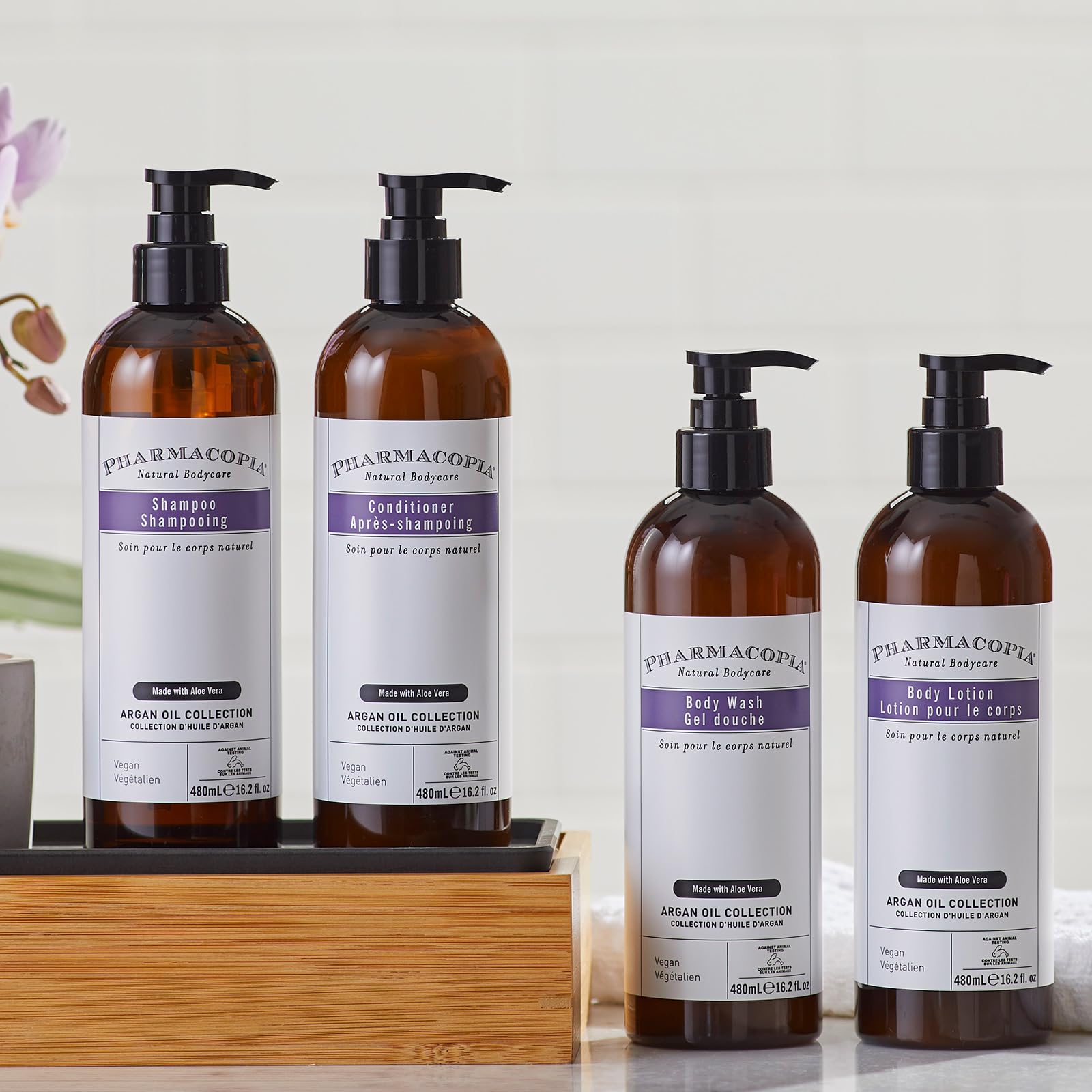 Utilisation quotidienne du shampoing Pharmacopia pour cheveux nets