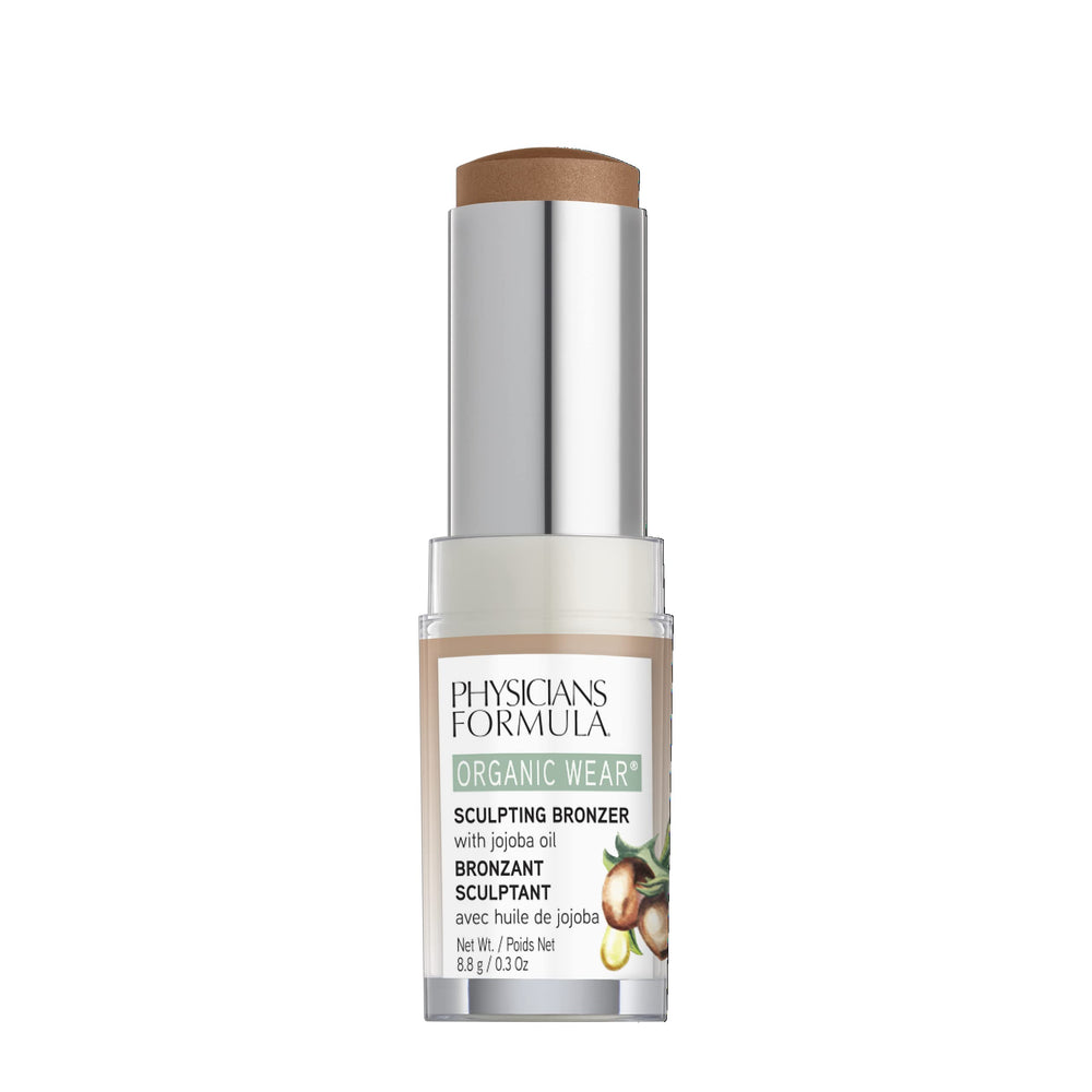 Emballage compact du bronzer stick, pratique pour les retouches en déplacement.