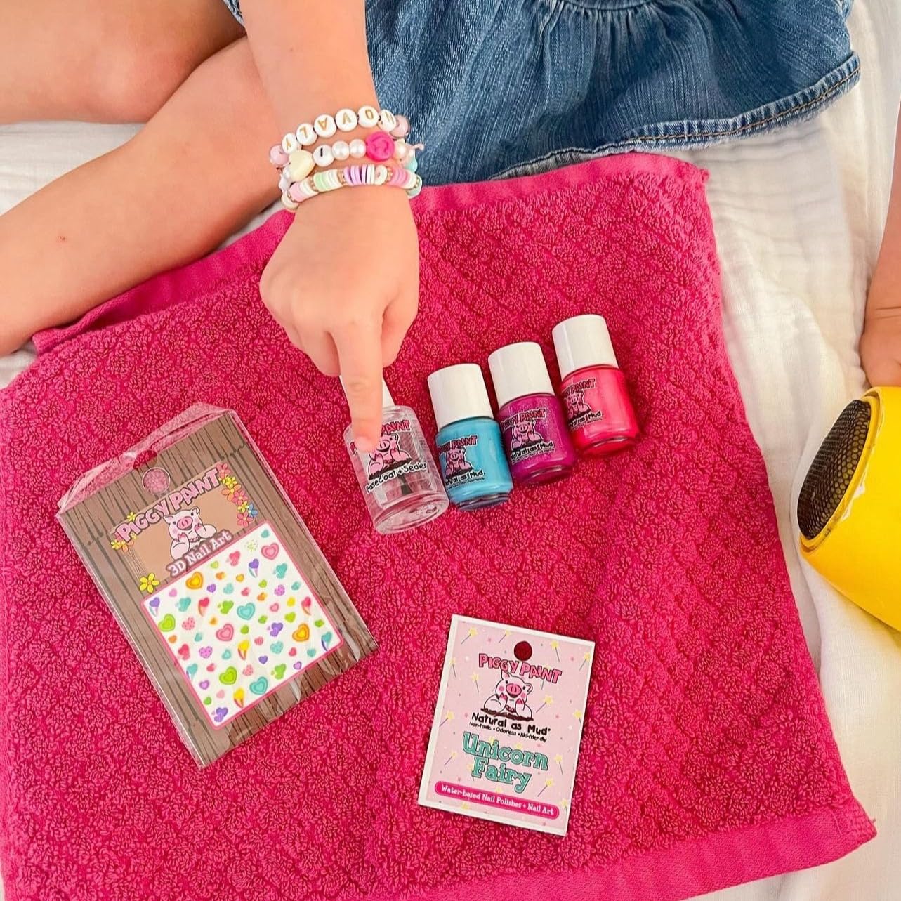 Piggy Paint Application ongles: démonstration pratique pour petites mains.