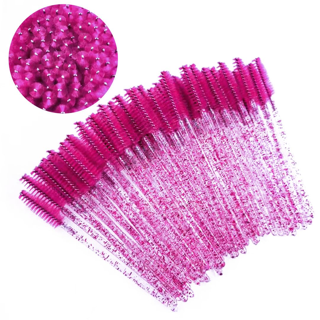 Brosse jetable Pimoys pour cils, hygiénique et pratique pour un maquillage précis.