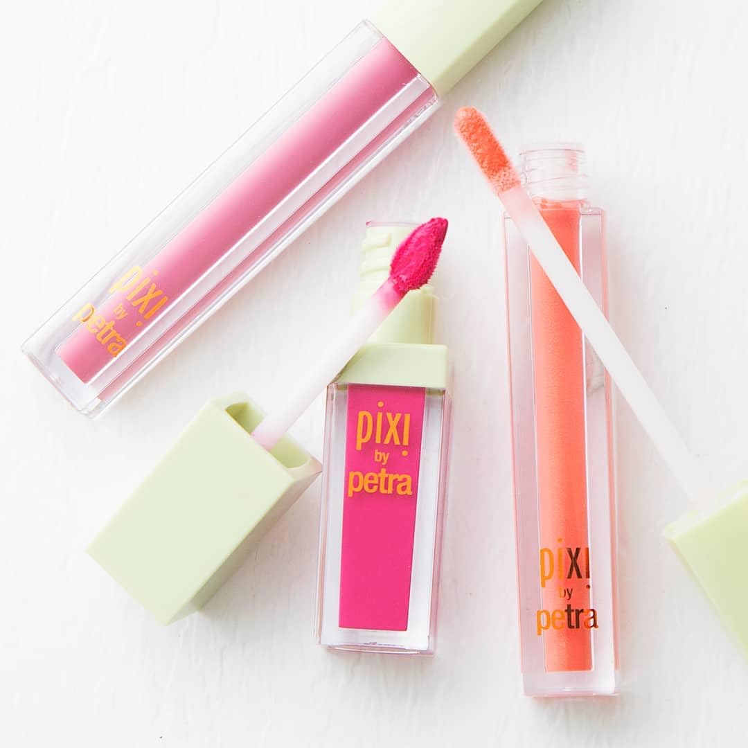 Pixi LipLift Max — ingrédients peptides et jojoba pour nourrir et raffermir.