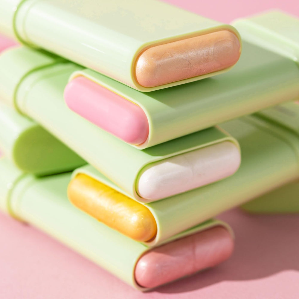 Pixi NaturaLustre ginseng et extraits de fruits revitalisants pour l'éclat.