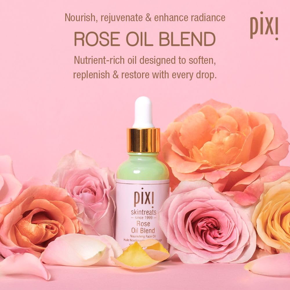 Pixi Rose Oil Blend : une goutte appliquée sur la peau pour hydratation rapide.