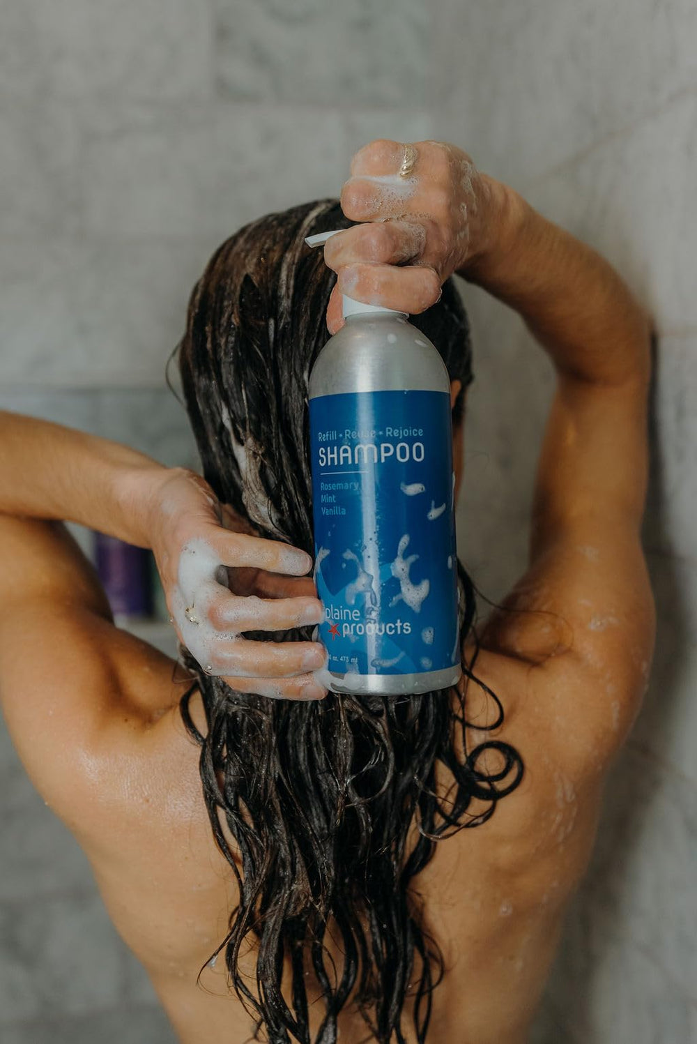 Ingrédients vegan et sans OGM de Plaine Products, respectueux des cheveux et de l’environnement.