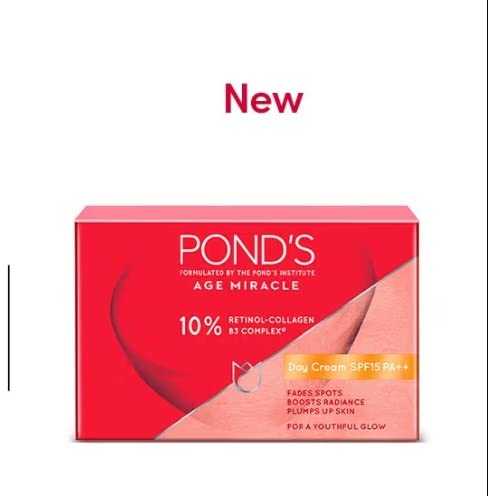 POND'S Age Miracle Jour flacon, texture légère prête à l'application quotidienne.