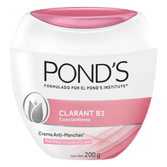 Pond's Clarant B3 : bouteille prête à intégrer votre routine quotidienne.