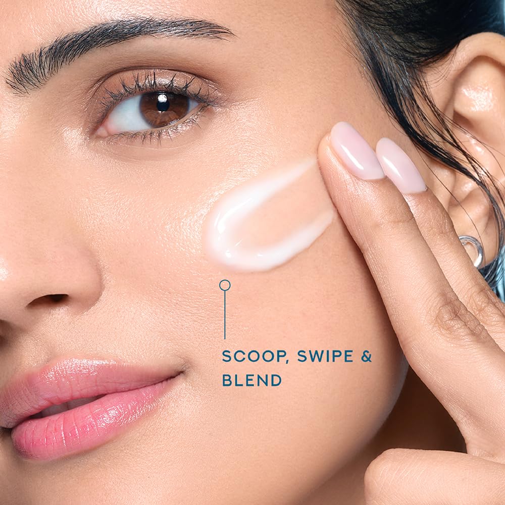 POND'S Super Light Gel, hydratation quotidienne légère pour peau sensible.