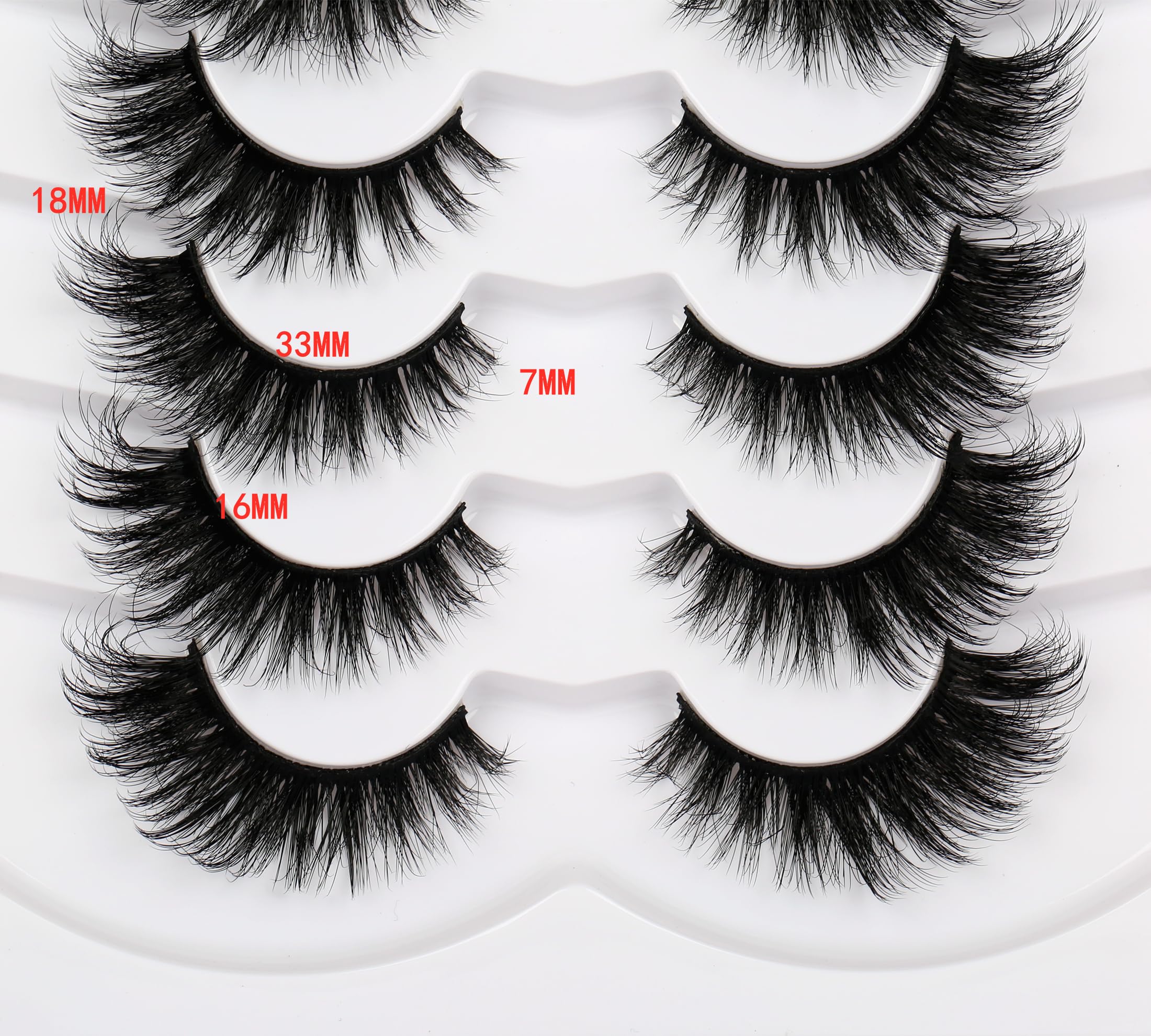 Pooplunch cils 8D effet plume – douceur légère pour un look aérien.
