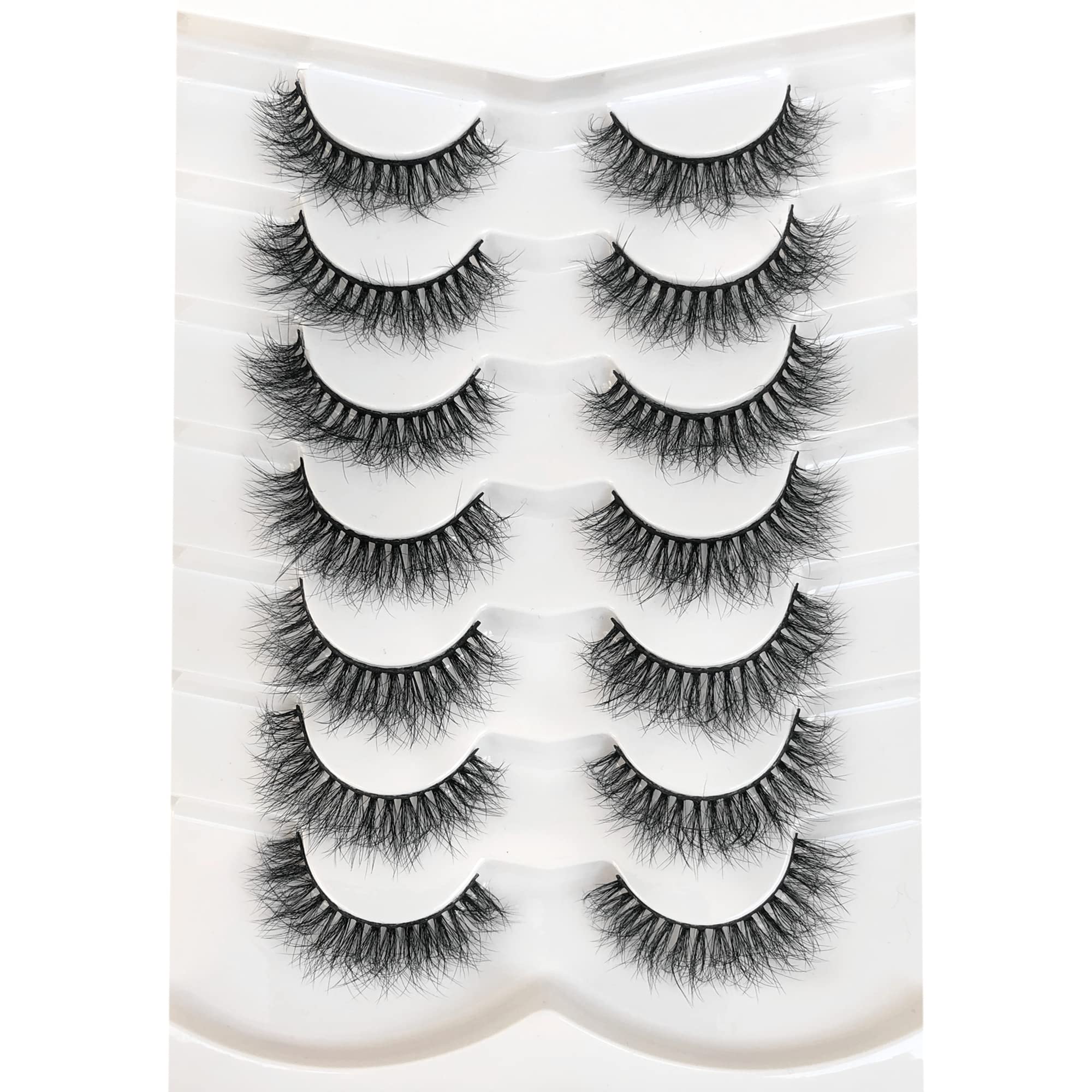Pooplunch cils 8D naturels: vol subtil et fini soyeux pour un regard raffiné.