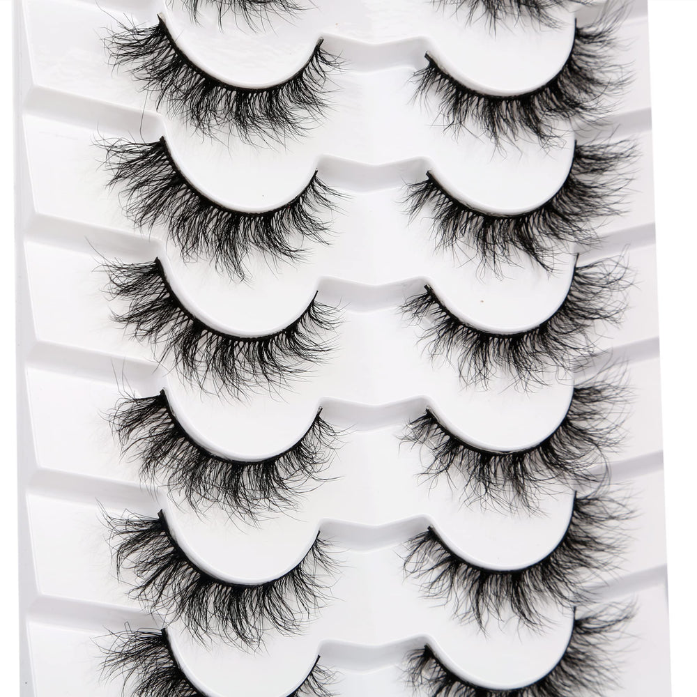 Pooplunch cils confort léger pour un maquillage rapide et agréable.