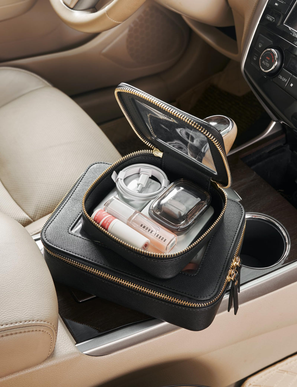 Compacte et nomade Popvibe, idéal pour le sac à main.