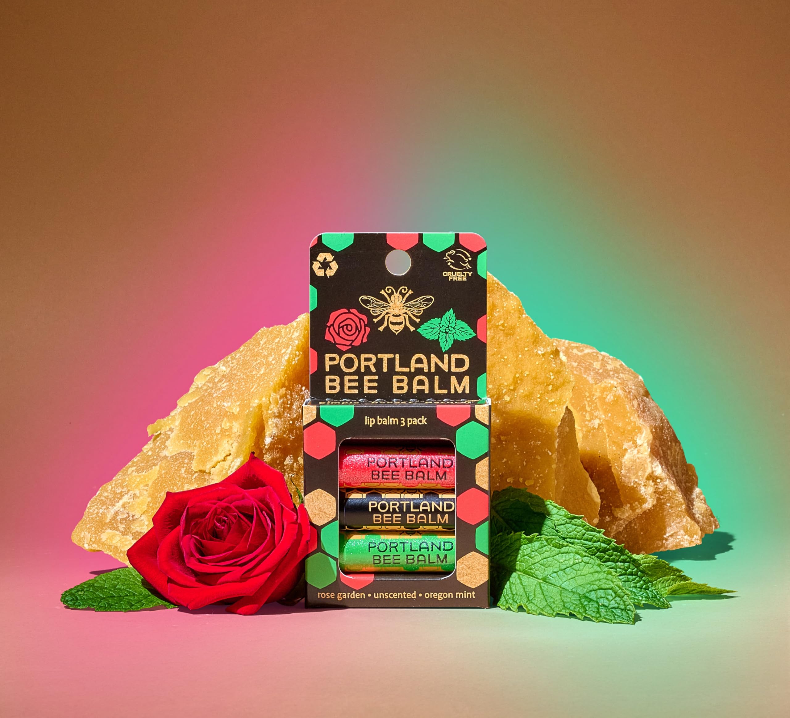 Portland Bee Balm texture crème, application facile sur les lèvres sèches.