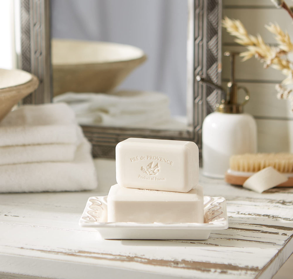 Beurre de karité bio : hydratation naturelle dans chaque savon Pre de Provence.