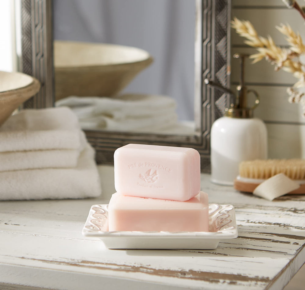 Pre de Provence Lily of the Valley fragrance close-up with floral notes.