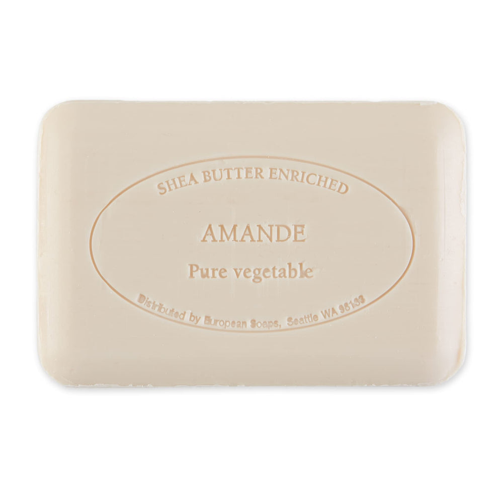 Mousse crémeuse amande Pre de Provence : lavage luxueux et peau douce.