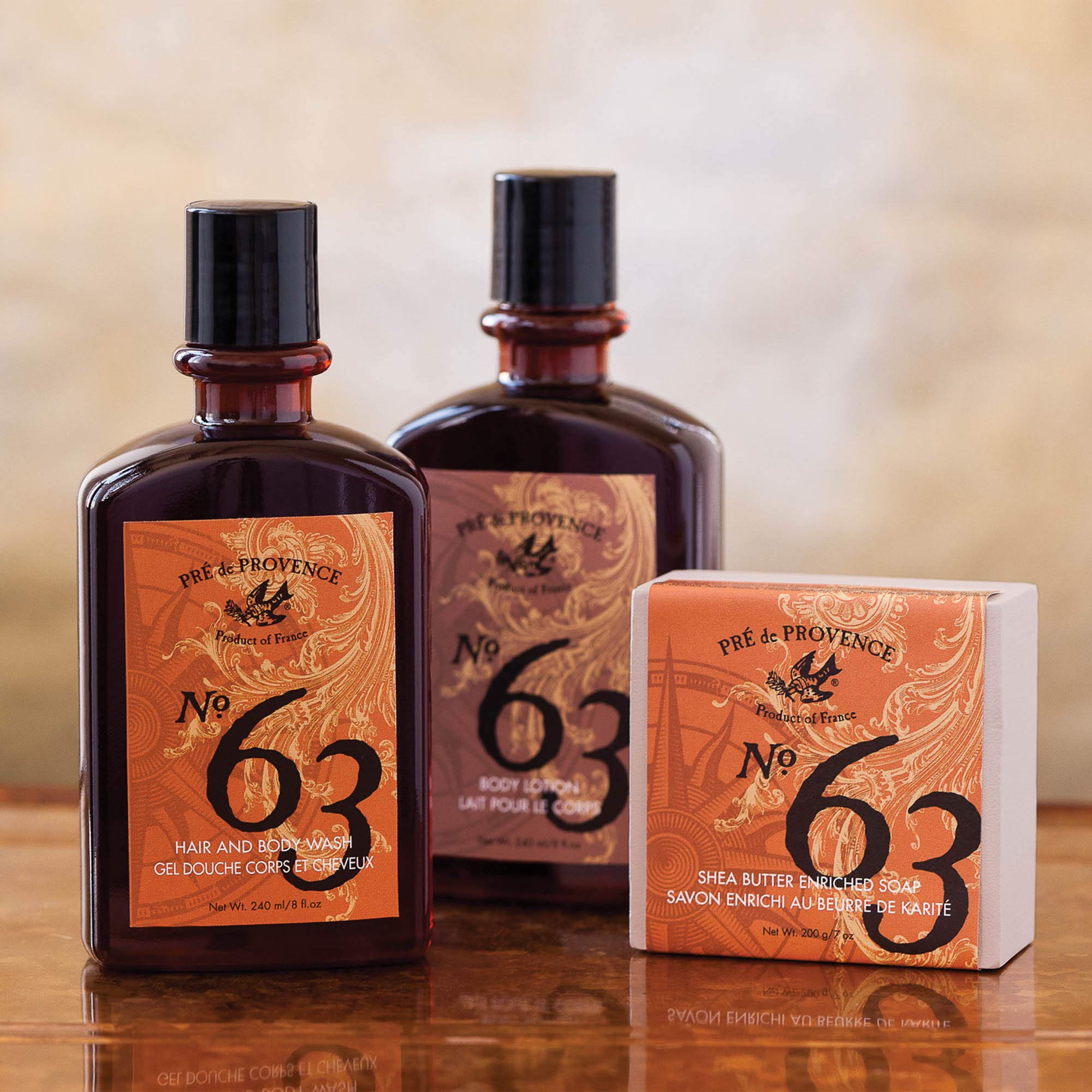 Creme rasage No63 — application douce et hydratante.
