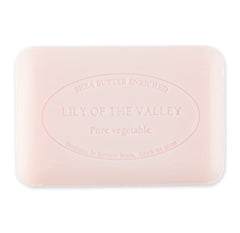 Pre de Provence quad-milled soap bubbles show smooth texture.