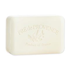 Savon Pre de Provence artisanal lait quadri-moule, texture lisse et durable.