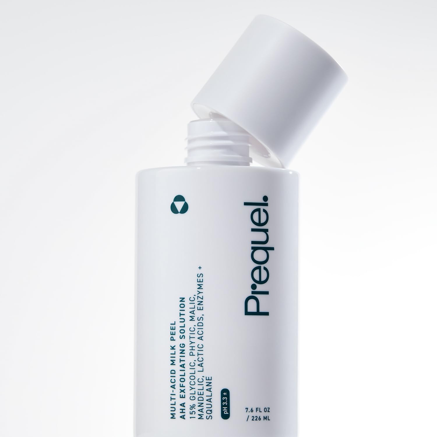 Routine avec Prequel Skin Multi-Acid Milk Peel, intégration facile à votre rituel hebdomadaire.