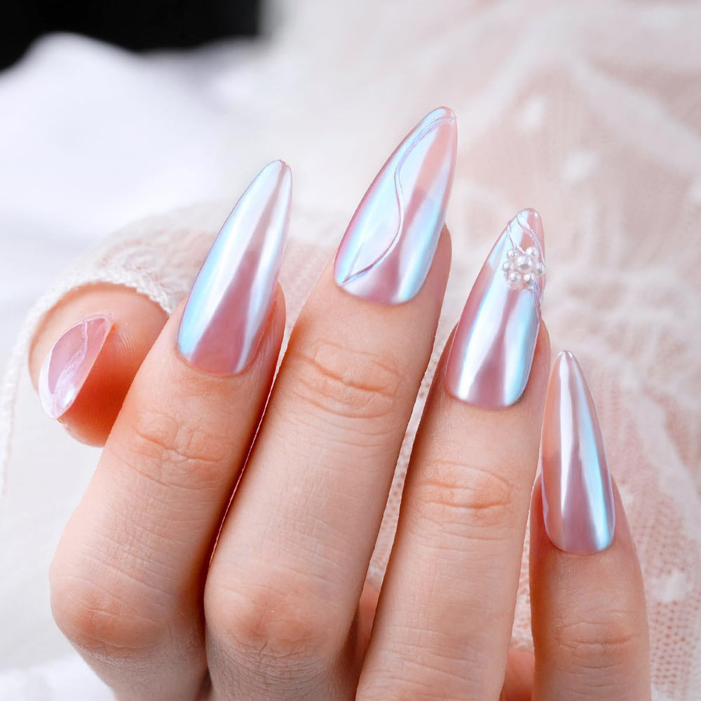 PrettyDiva Ongle effet miroir : finition spectaculaire.