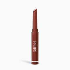 PrimeLip baume-lip-hydratant offrant une hydratation durable.