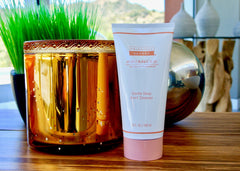 Formulation enrichie en vitamines pour peau douce et propre après utilisation.