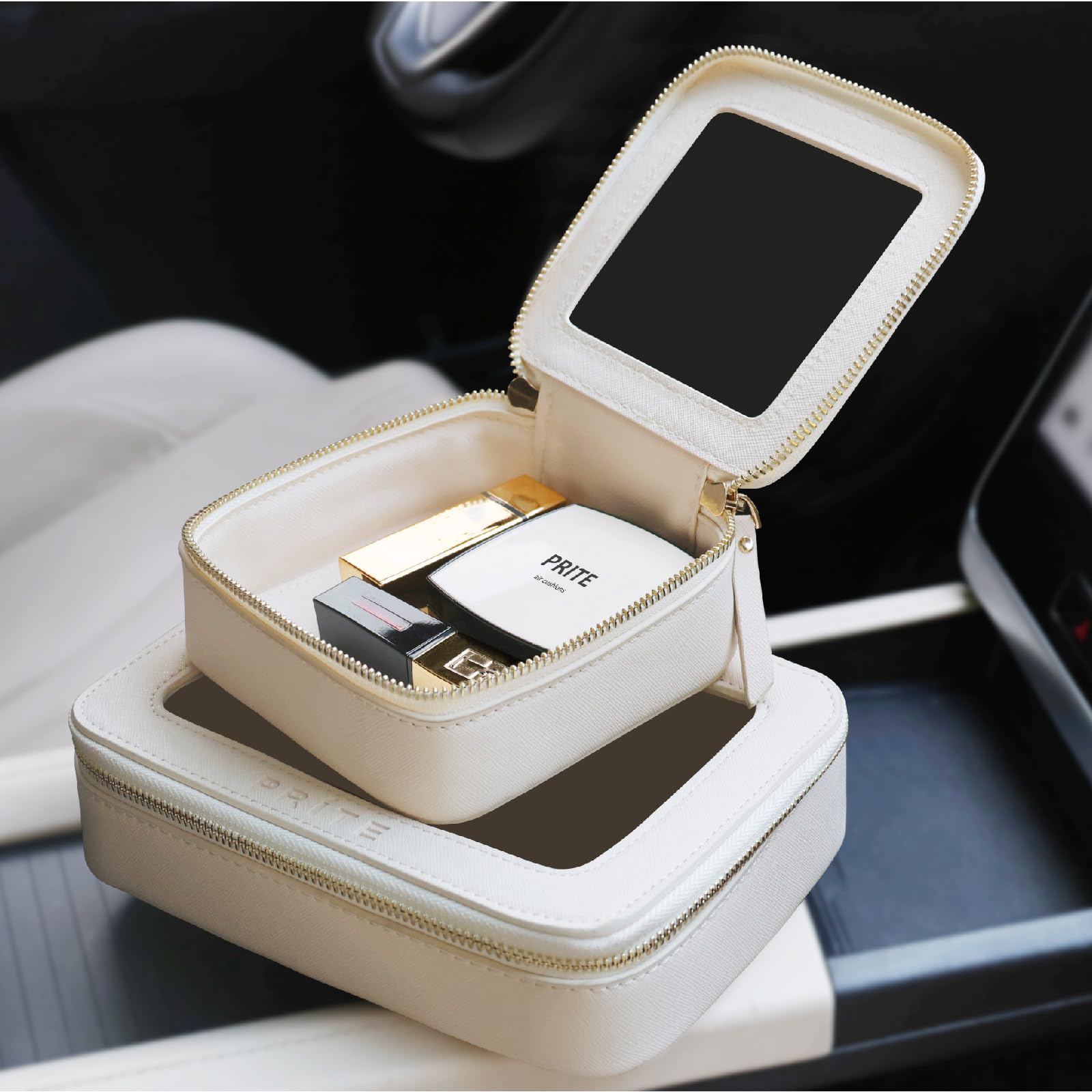 Prite cadeau trousse cosmetiques beige: idee cadeau chic et pratique.