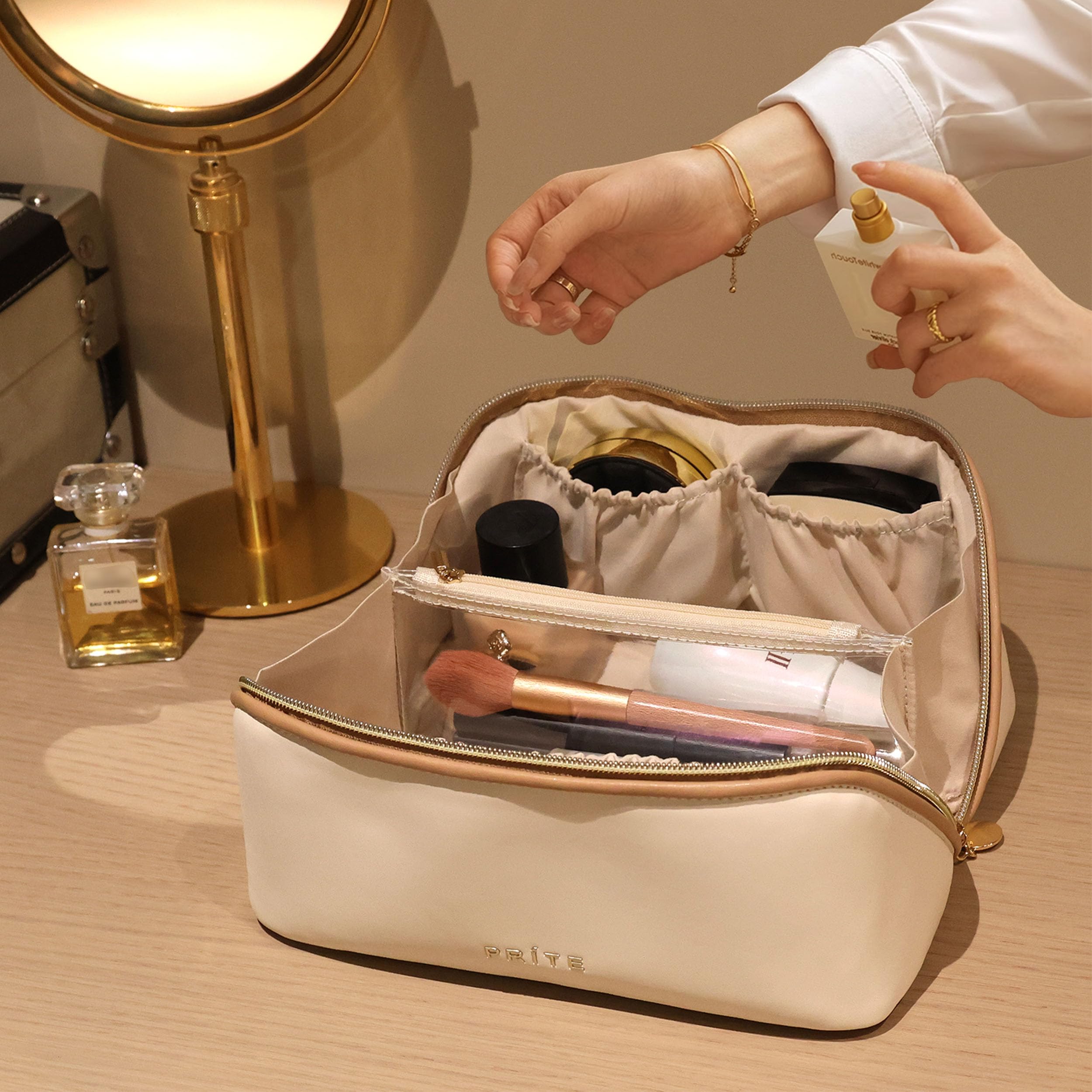 Prite sac maquillage voyage beige parfait pour week-end et voyages
