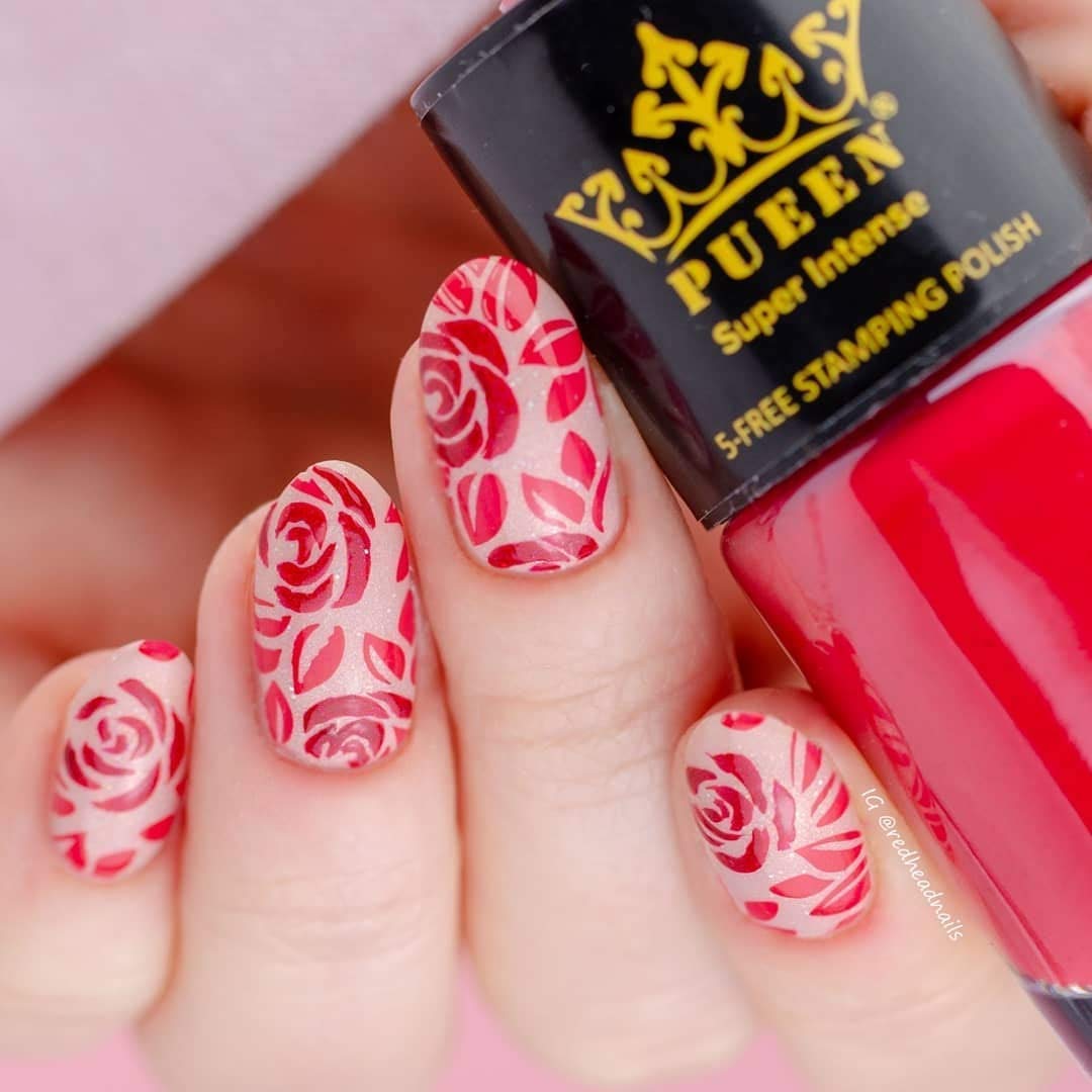 Vernis PUEEN Super Intense blanc pur pour stamping, base neutre efficace.