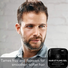 Gel Pure Body Naturals cheveux homme, texture naturelle avec brillance légère.