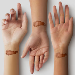 Pure Minerals Lure Bronze Chaud application visage, facile et précise.