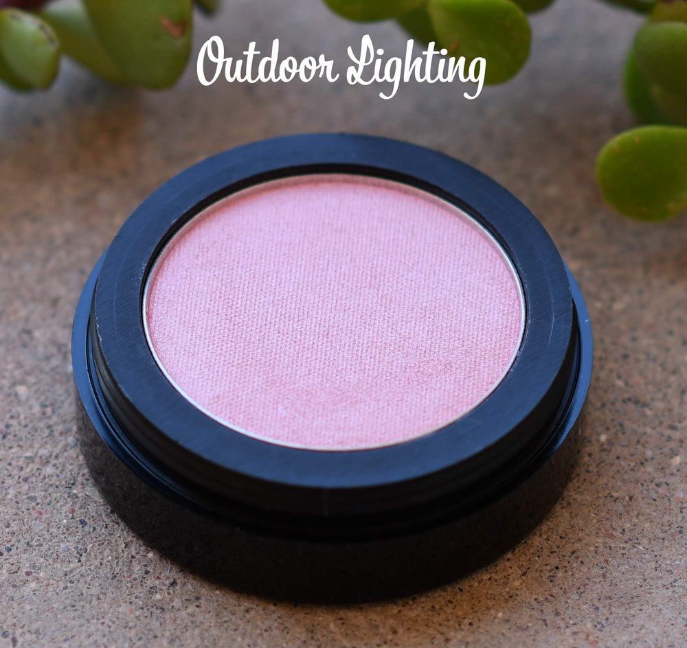 Pure Ziva emballage poudre rose satin : présentation pratique et chic